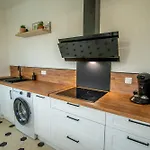 Vakantiehuis Casa Jaune Maison Spacieuse Et Calme A *