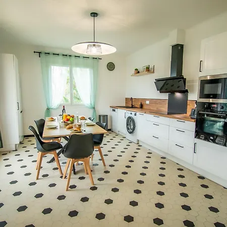 Casa Jaune Maison Spacieuse Et Calme à * Montauban